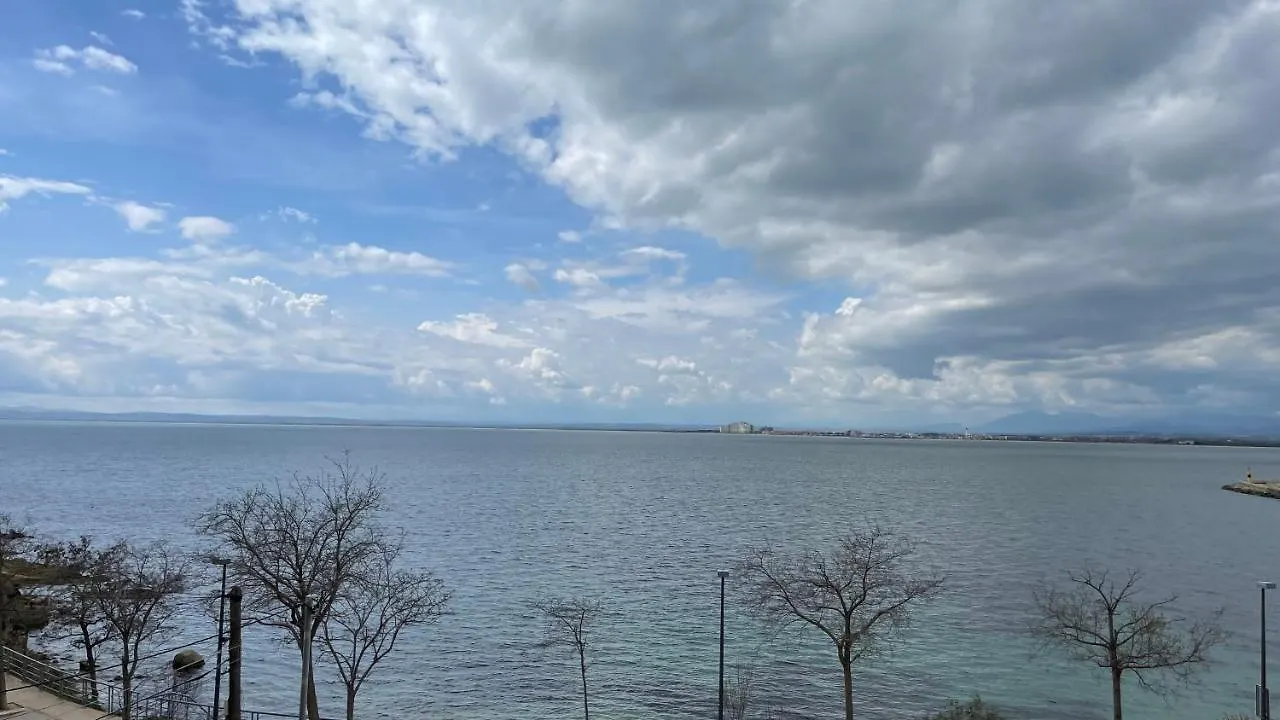 Bonito Apartamento En Roses Con Vistas Al Mar Apartment Spain